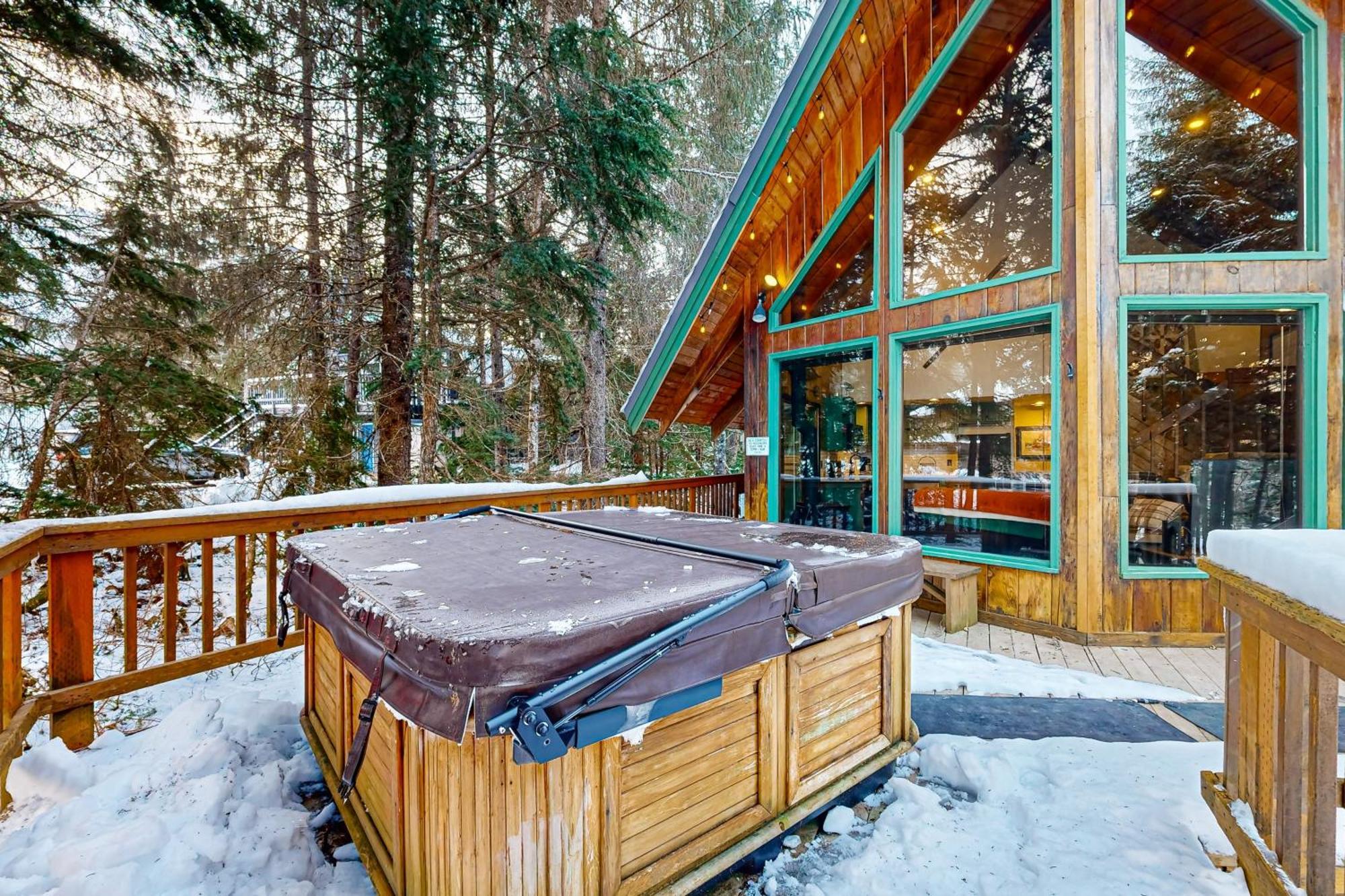 Chalet Kelly's